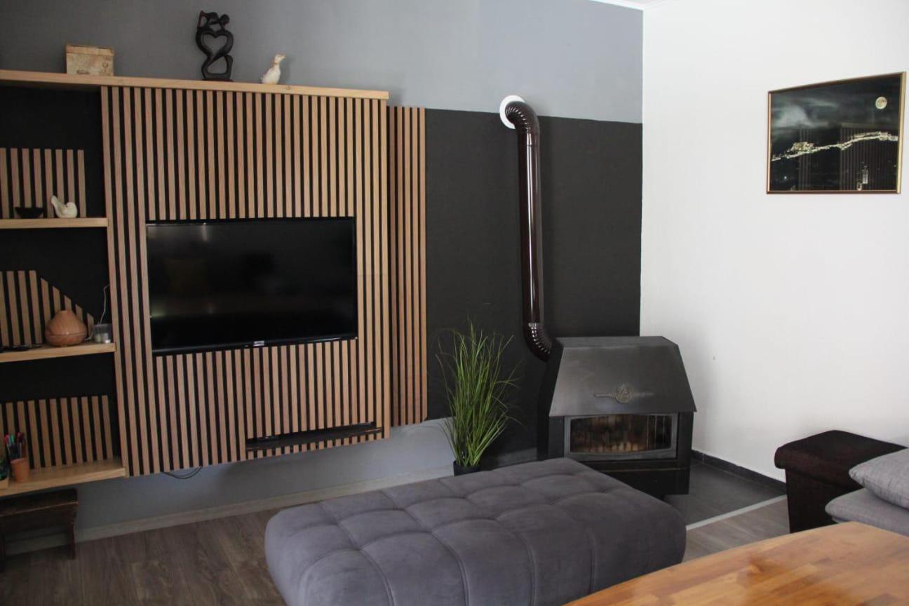 Apartman Lilium クニン エクステリア 写真